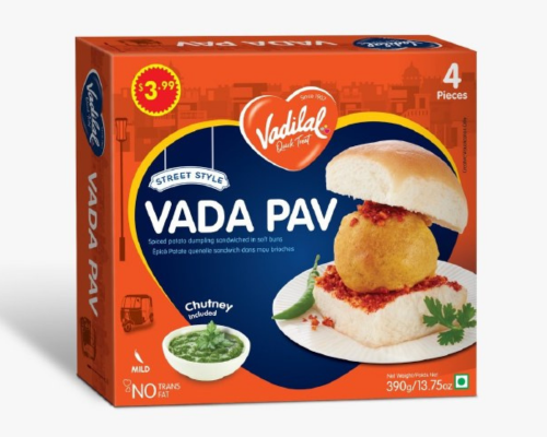 Street style vada pav with chutney
